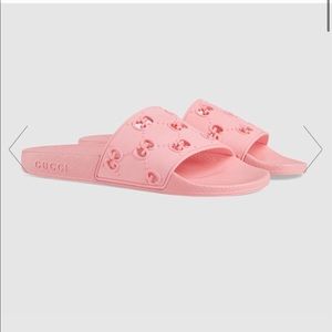 Meet your Posher, Tat